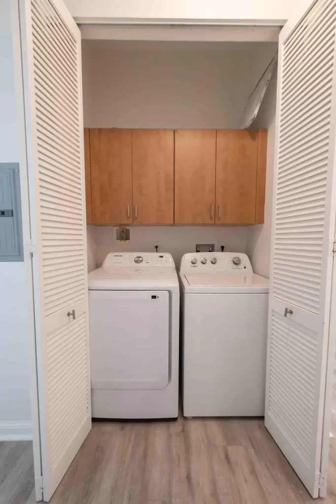 2925 NW 126th Avenue Sunrise FL 33323