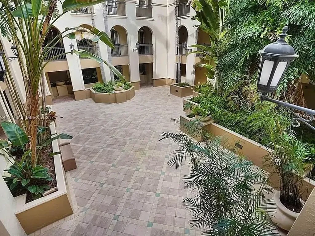 2925 NW 126th Avenue Sunrise FL 33323