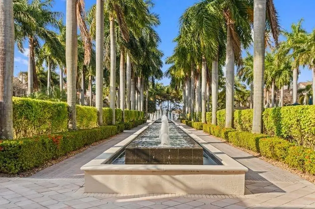 2925 NW 126th Avenue Sunrise FL 33323