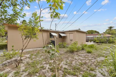3431 NW 4th Street Lauderhill FL 33311