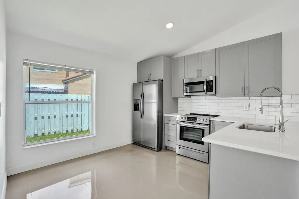 17866 SW 10th Lane Pembroke Pines FL 33029