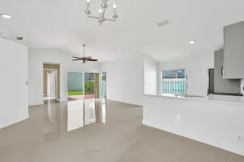 17866 SW 10th Lane Pembroke Pines FL 33029