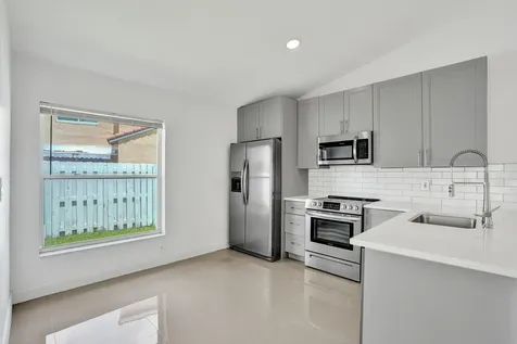 17866 SW 10th Lane Pembroke Pines FL 33029