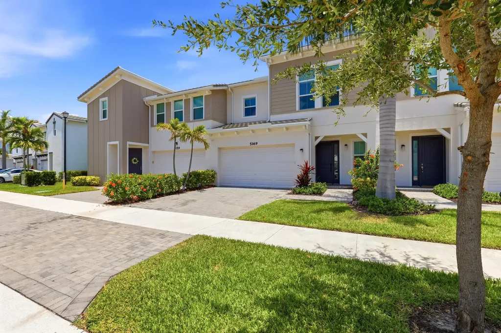 5169 Willow Creek Drive Westlake FL 33470
