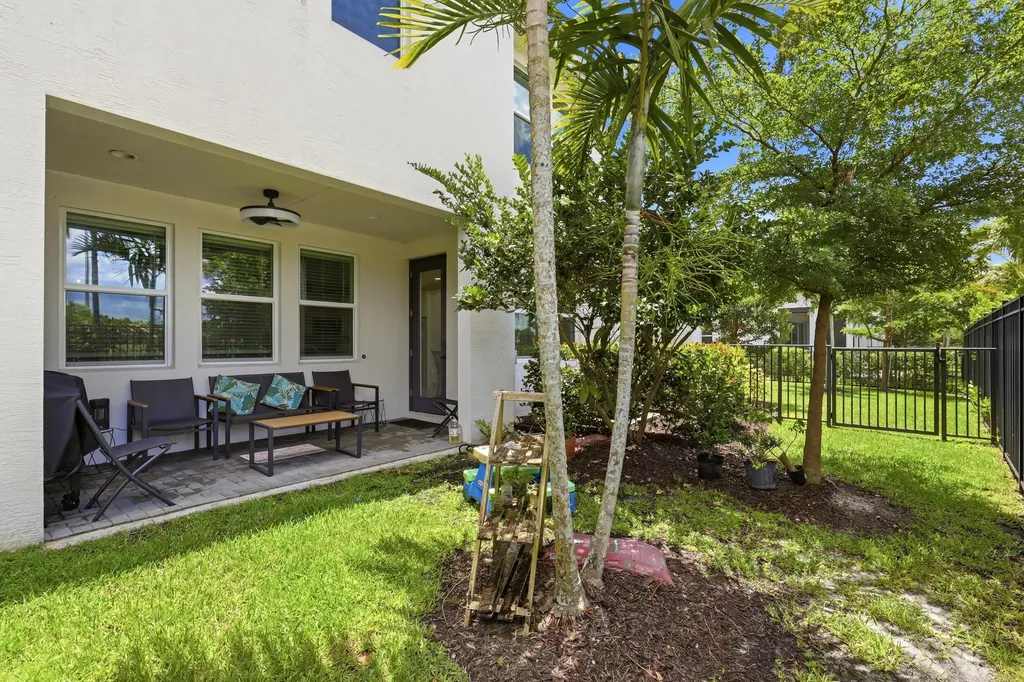 5169 Willow Creek Drive Westlake FL 33470