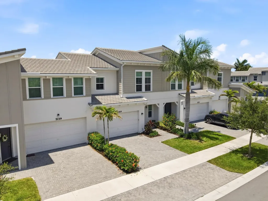 5169 Willow Creek Drive Westlake FL 33470