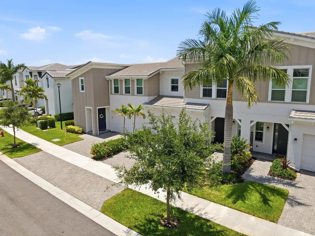 5169 Willow Creek Drive Westlake FL 33470