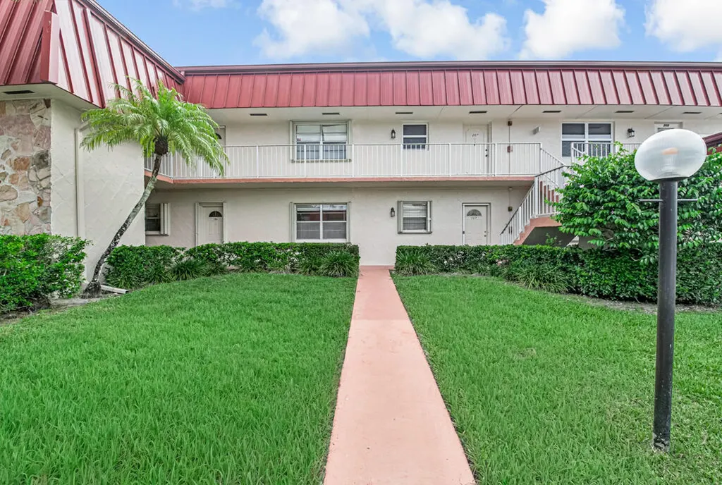 12013 Greenway Circle S Royal Palm Beach FL 33411