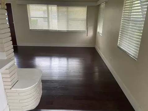 925 N 32nd Avenue Hollywood FL 33021
