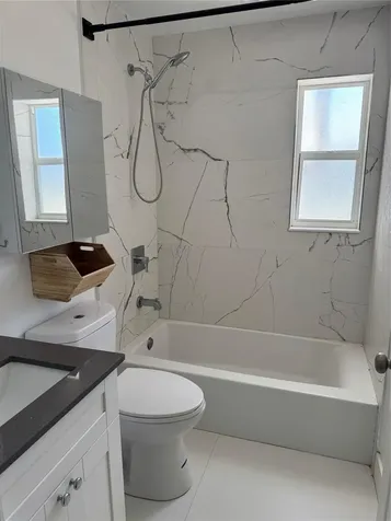 925 N 32nd Avenue Hollywood FL 33021