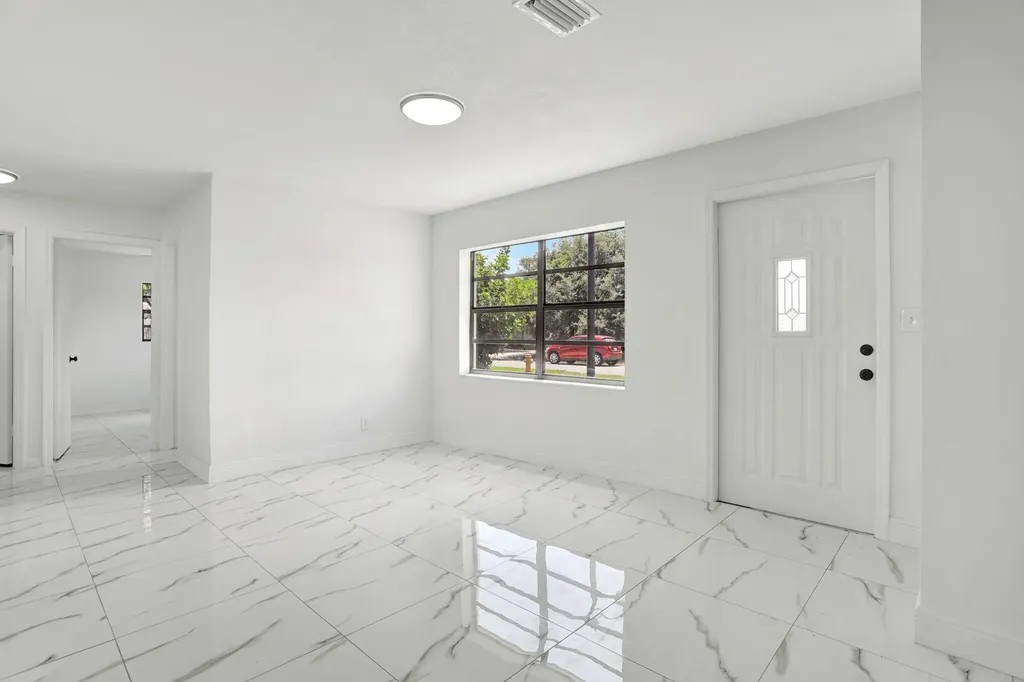 3060 NE 12th Avenue Pompano Beach FL 33064