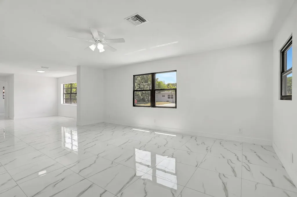 3060 NE 12th Avenue Pompano Beach FL 33064