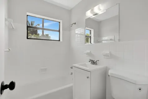 3060 NE 12th Avenue Pompano Beach FL 33064