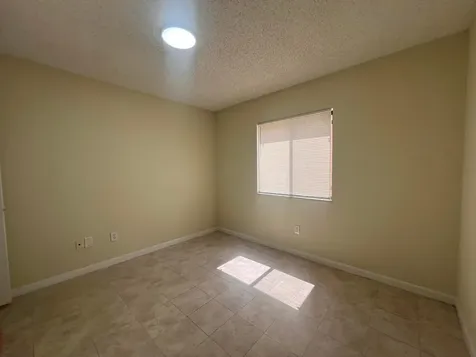 6061 N 10th Avenue Avenue N Greenacres FL 33463