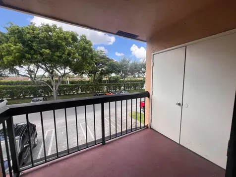 6061 N 10th Avenue Avenue N Greenacres FL 33463