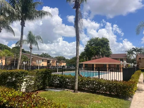 6061 N 10th Avenue Avenue N Greenacres FL 33463