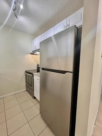 6061 N 10th Avenue Avenue N Greenacres FL 33463