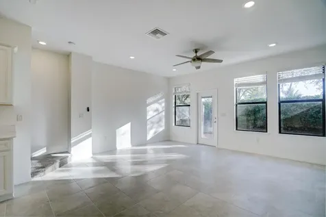 Palm Springs FL 33406