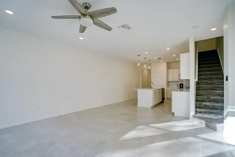 Palm Springs FL 33406