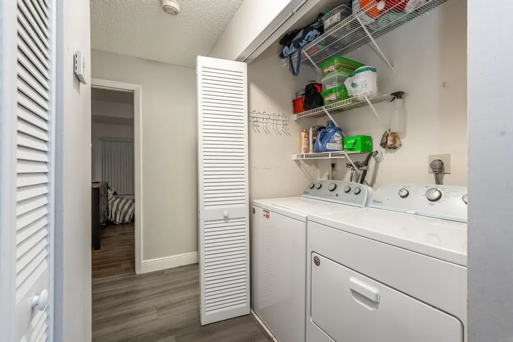 151 SW 95th Terrace Pembroke Pines FL 33025