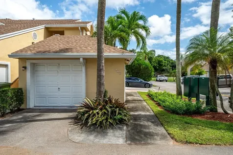151 SW 95th Terrace Pembroke Pines FL 33025