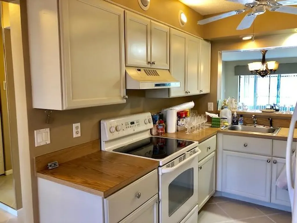 7844 Willow Spring Drive Lake Worth FL 33467