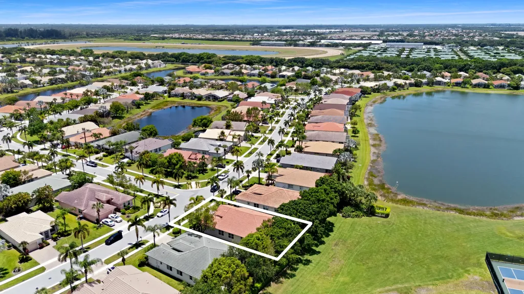 8245 Marsala Way Boynton Beach FL 33472