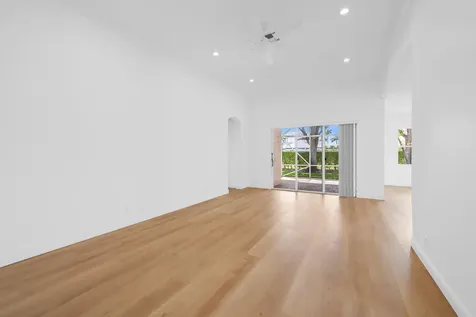 8245 Marsala Way Boynton Beach FL 33472