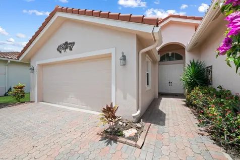8245 Marsala Way Boynton Beach FL 33472