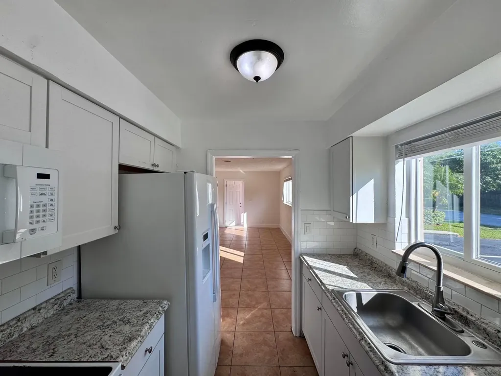 3101 NE 7th Avenue Pompano Beach FL 33064