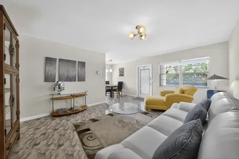 176 Upminster H Deerfield Beach FL 33442