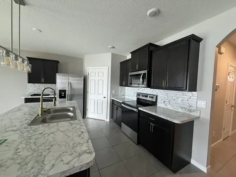5306 Entertainment Way Fort Pierce FL 34947