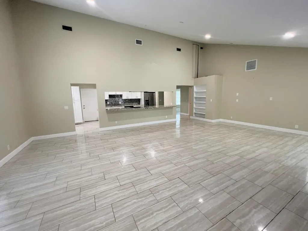 4811 N 122nd Drive Drive N The Acreage FL 33411