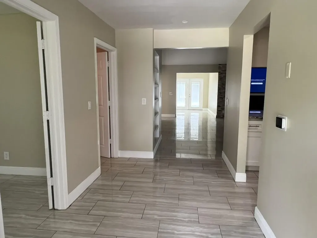 4811 N 122nd Drive Drive N The Acreage FL 33411
