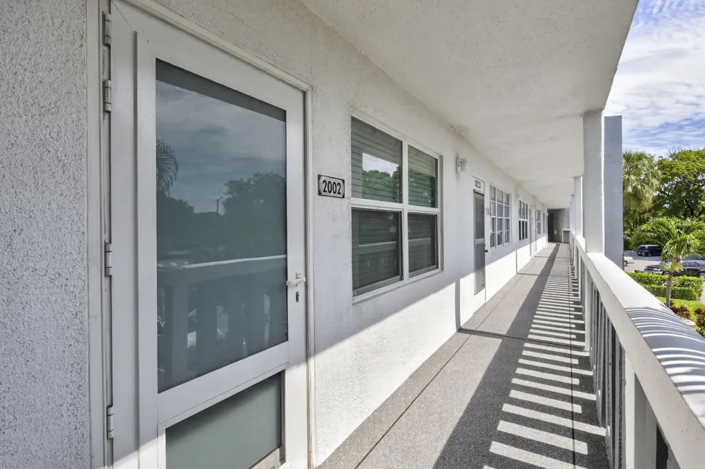 2002 Berkshire A Deerfield Beach FL 33442
