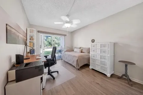 2002 Berkshire Deerfield Beach FL 33442