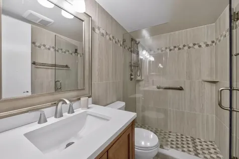 2002 Berkshire Deerfield Beach FL 33442