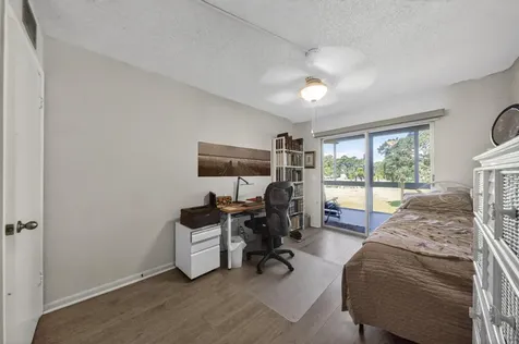 2002 Berkshire Deerfield Beach FL 33442