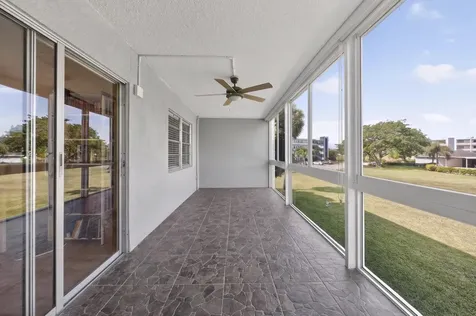 2002 Berkshire Deerfield Beach FL 33442