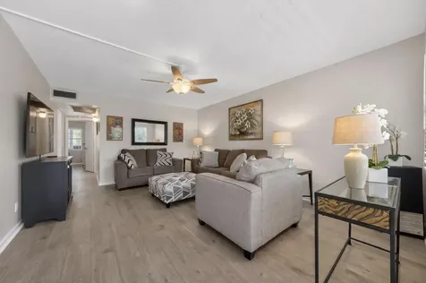 2002 Berkshire Deerfield Beach FL 33442