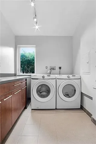 551 NE 53rd Street Miami FL 33137
