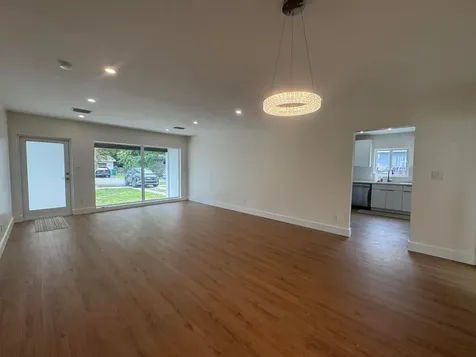 725 NE 160th Terrace Miami FL 33162