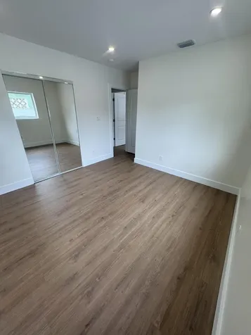 725 NE 160th Terrace Miami FL 33162