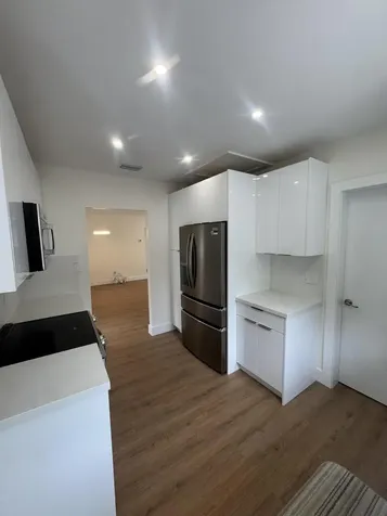 725 NE 160th Terrace Miami FL 33162