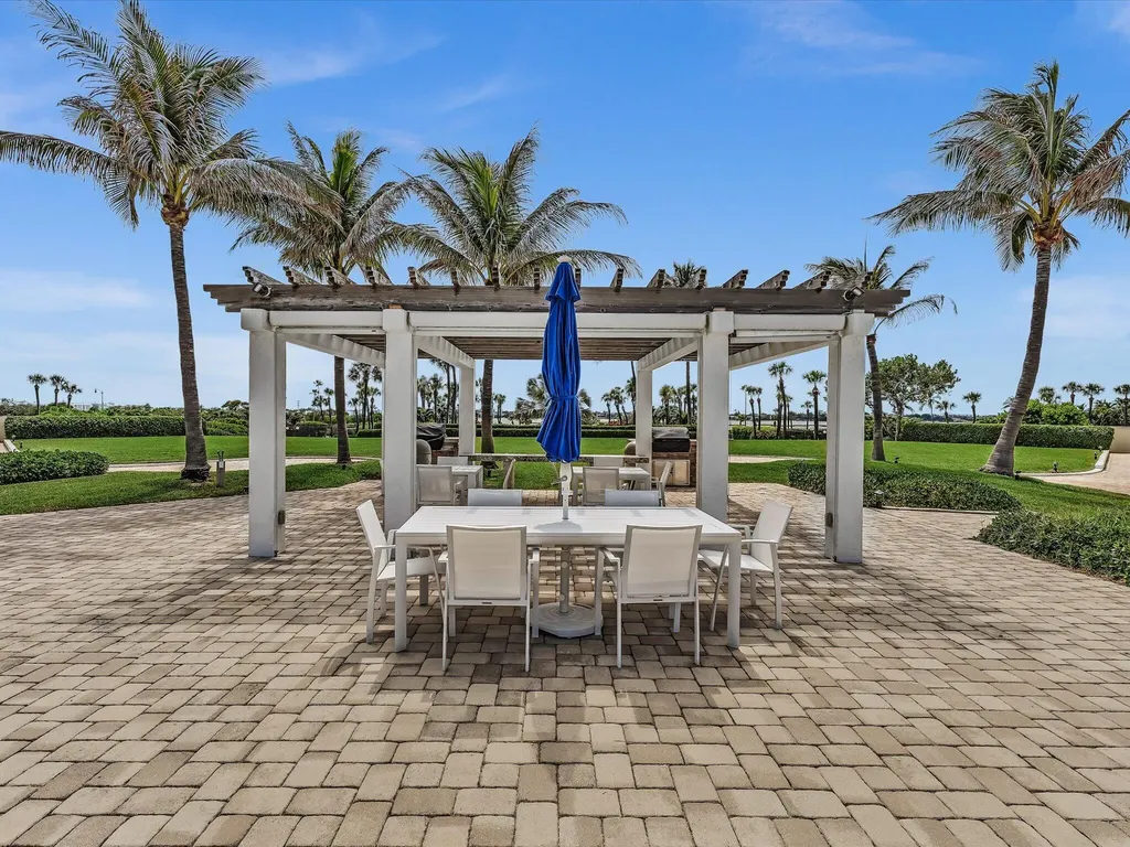 3360 S Ocean Boulevard Palm Beach FL 33480