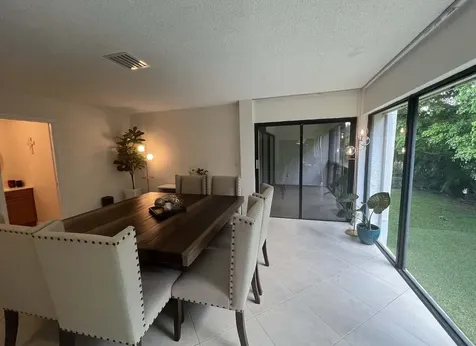 1639 Embassy Drive West Palm Beach FL 33401