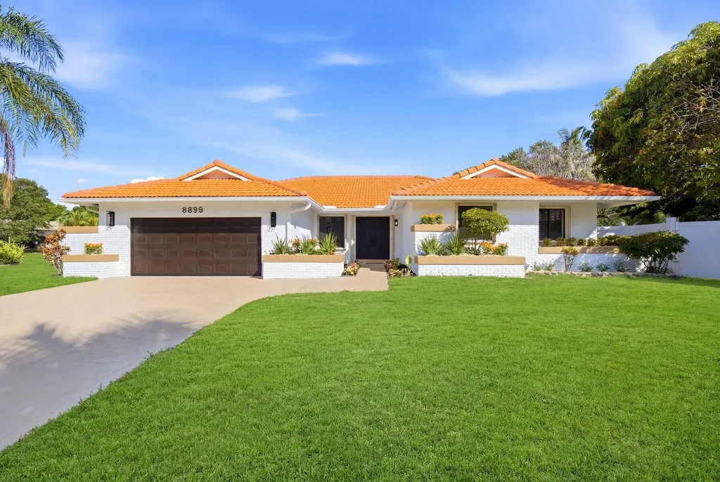 8899 NW 47th Drive Coral Springs FL 33067