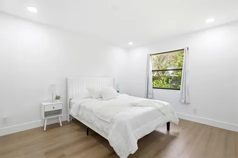 8899 NW 47th Drive Coral Springs FL 33067