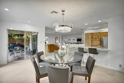 290 E Fern Drive Boca Raton FL 33432