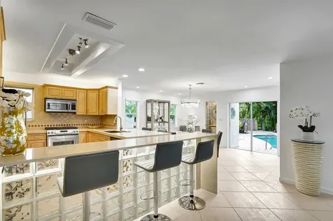 290 E Fern Drive Boca Raton FL 33432